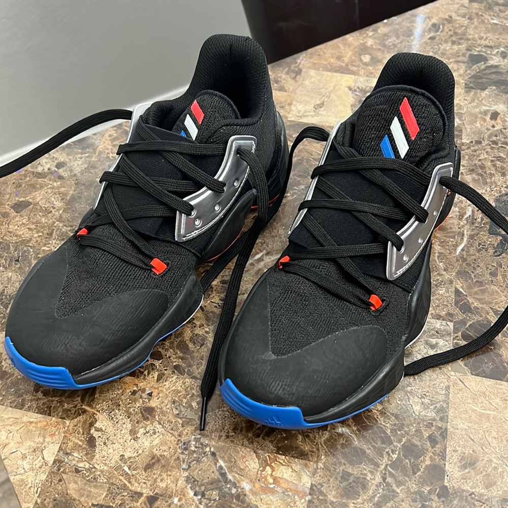 Harden Boys Basketball Shoes